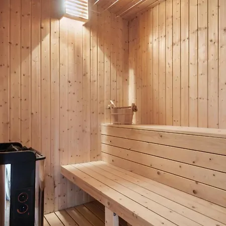 Ferienhaus Gorgeous In With Kitchen *