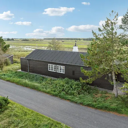 Gorgeous In With Kitchen * Frostrup
